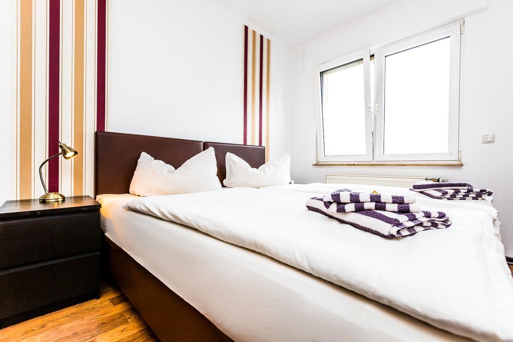 Hotel Schuetze Superior Huerth Ruang foto