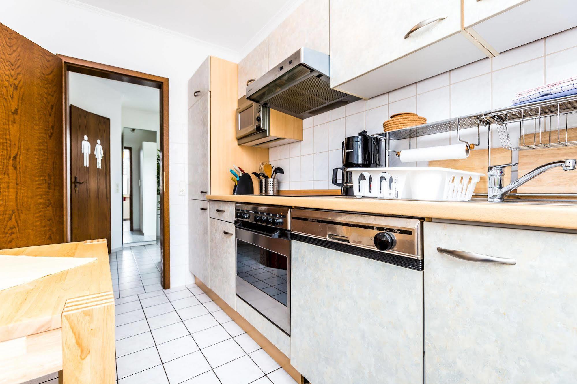 Hotel Schuetze Superior Huerth Bagian luar foto