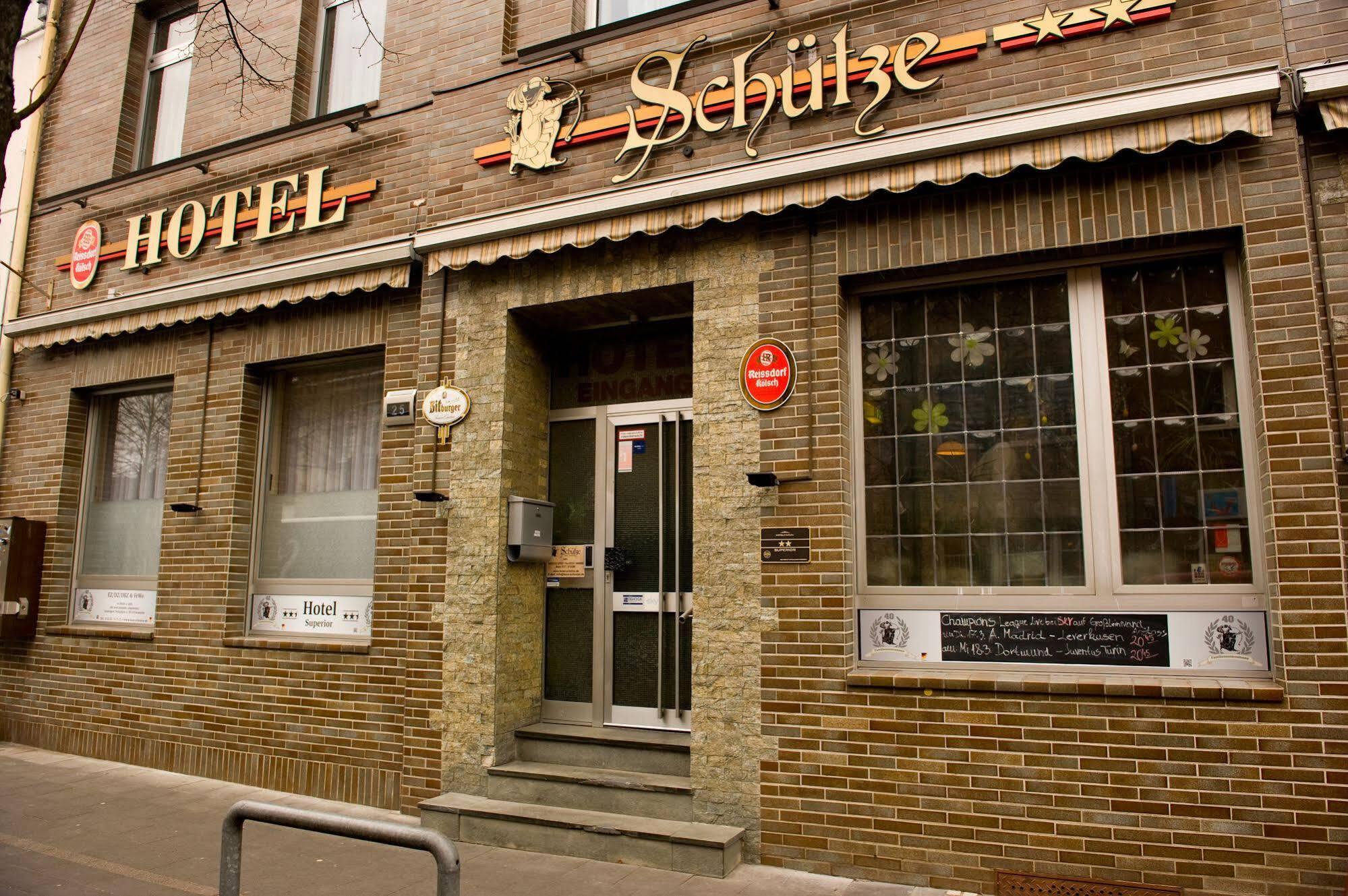 Hotel Schuetze Superior Huerth Bagian luar foto