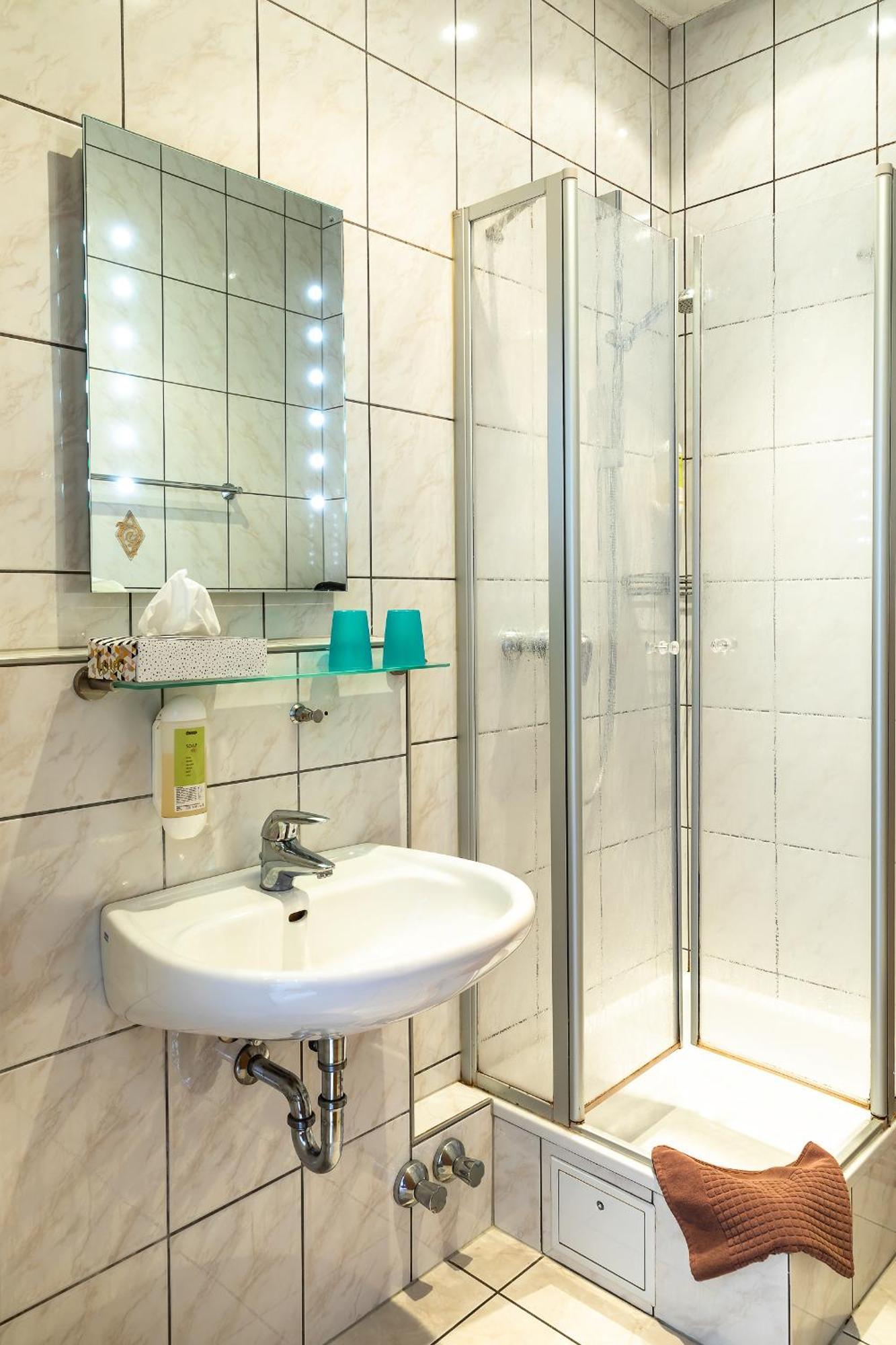 Hotel Schuetze Superior Huerth Bagian luar foto